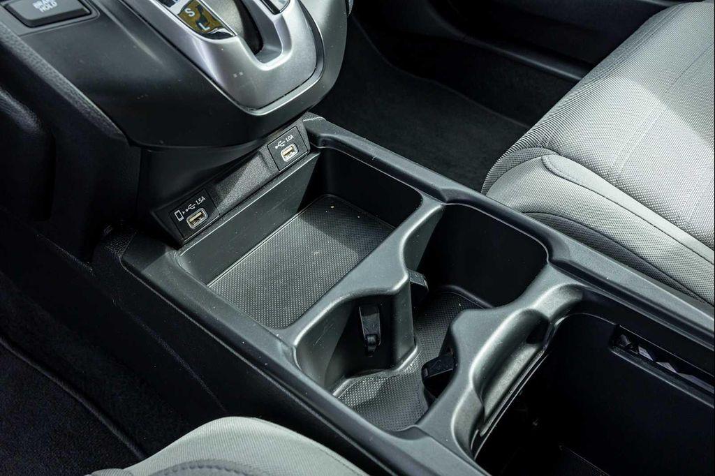 used 2021 Honda CR-V car, priced at $26,250