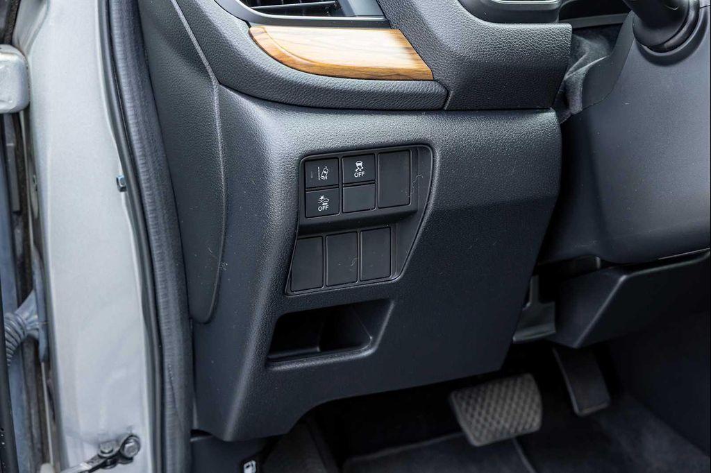 used 2021 Honda CR-V car, priced at $26,250