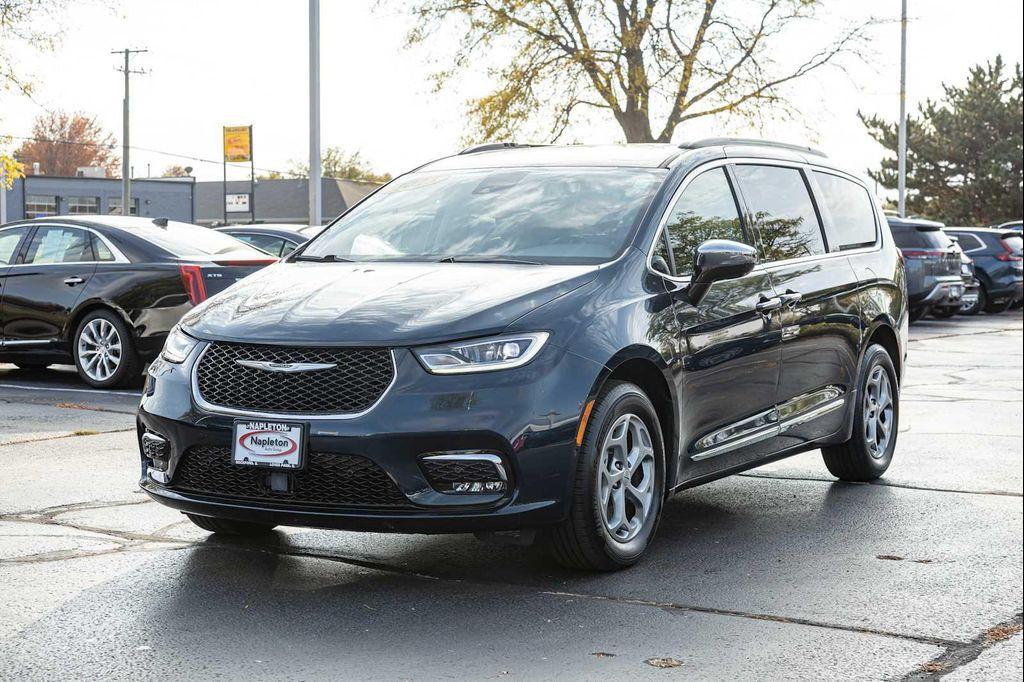 used 2023 Chrysler Pacifica car, priced at $38,500