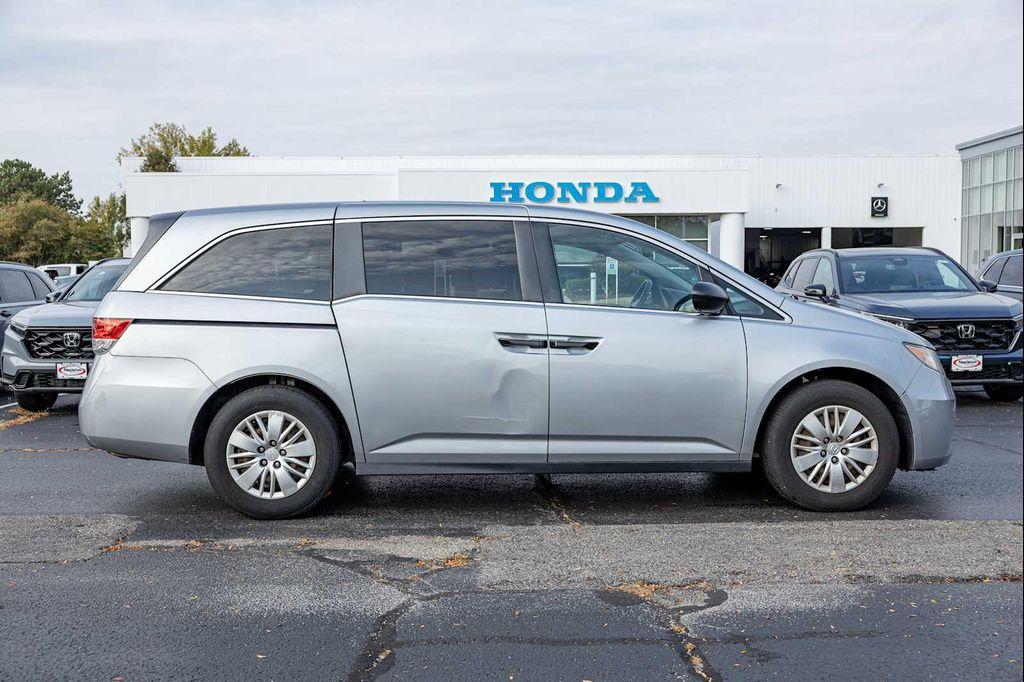 used 2016 Honda Odyssey car, priced at $13,900