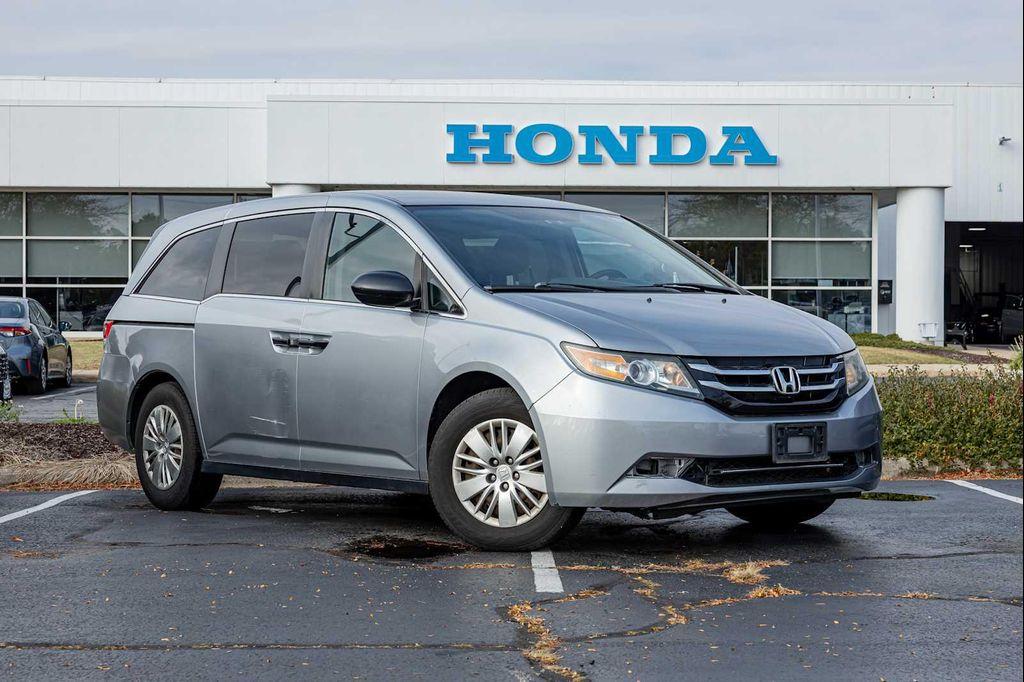 used 2016 Honda Odyssey car, priced at $13,900