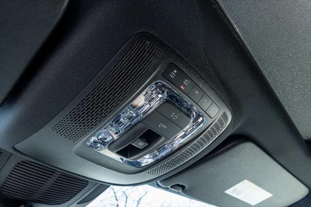 new 2025 Mercedes-Benz GLS 450 car, priced at $96,310
