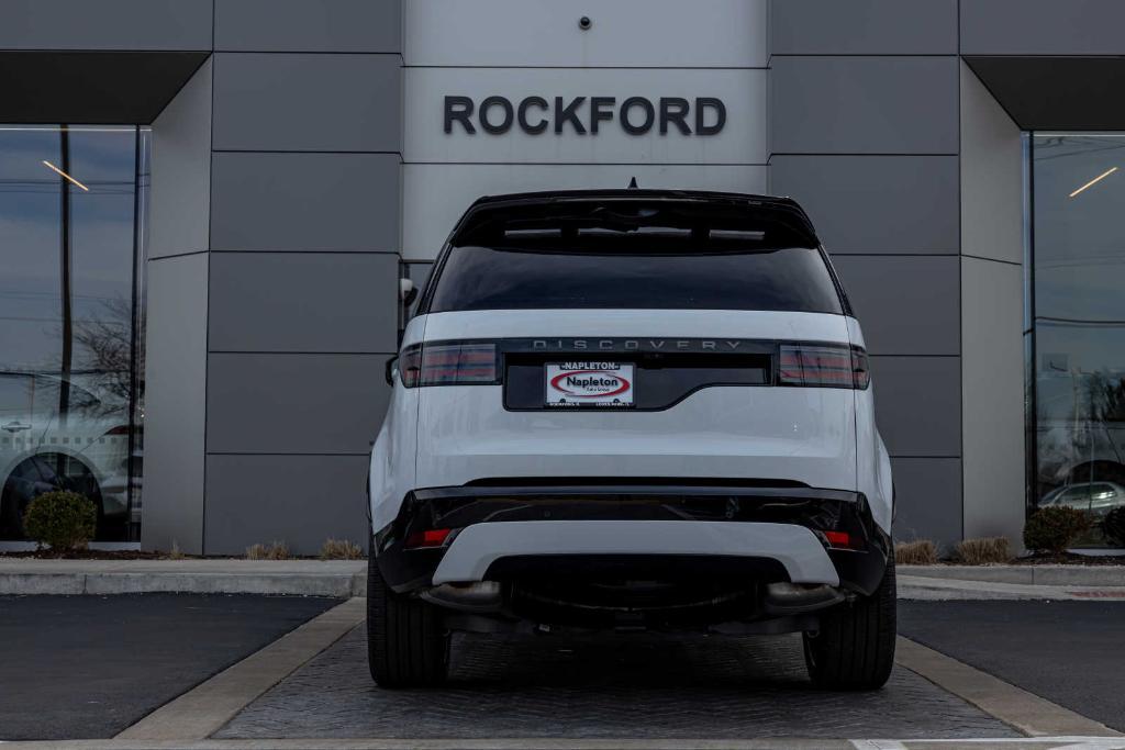 new 2024 Land Rover Discovery car, priced at $74,545