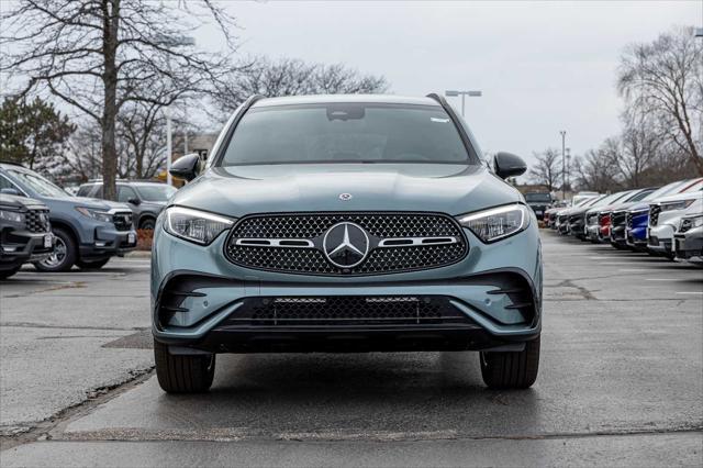 new 2025 Mercedes-Benz GLC 300 car, priced at $59,290