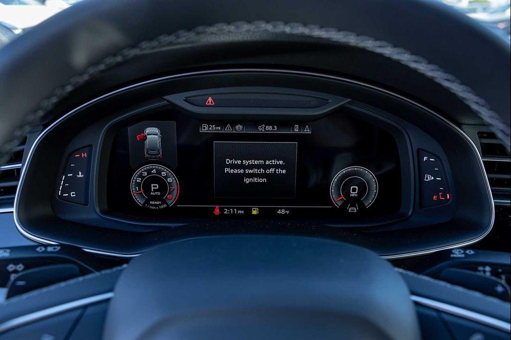 new 2026 Audi Q7 car, priced at $78,295