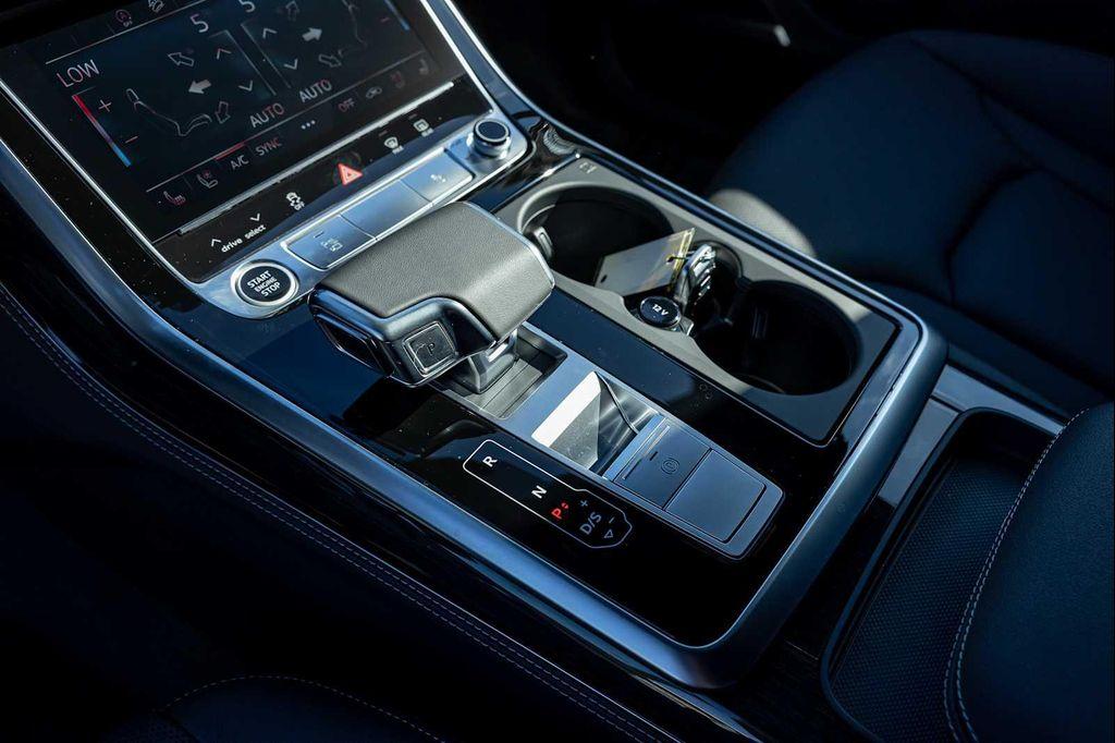 new 2026 Audi Q7 car, priced at $78,295