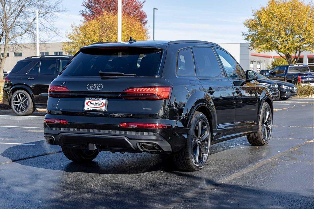 new 2026 Audi Q7 car, priced at $78,295
