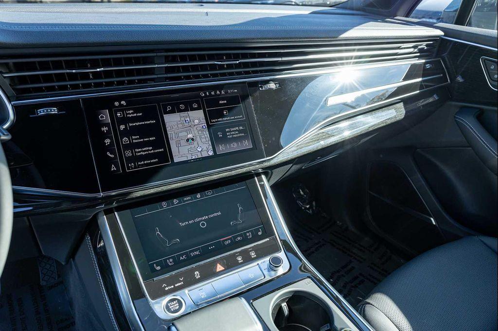 new 2026 Audi Q7 car, priced at $78,295