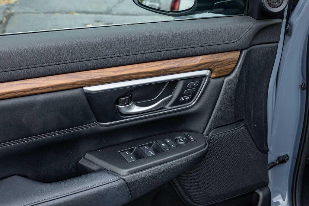 used 2021 Honda CR-V car, priced at $27,750