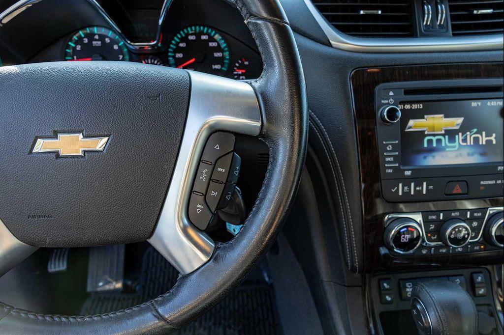 used 2015 Chevrolet Traverse car, priced at $8,500