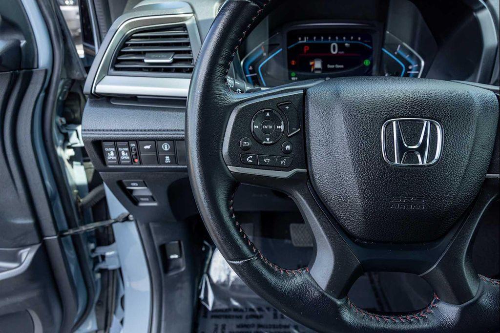 used 2024 Honda Odyssey car, priced at $34,450