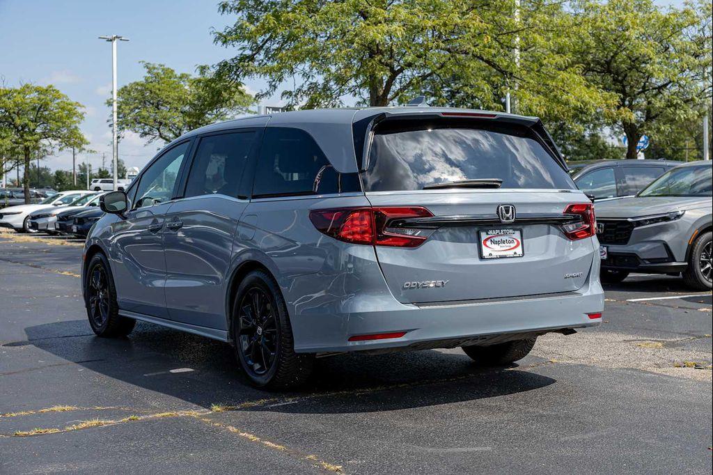 used 2024 Honda Odyssey car, priced at $34,450