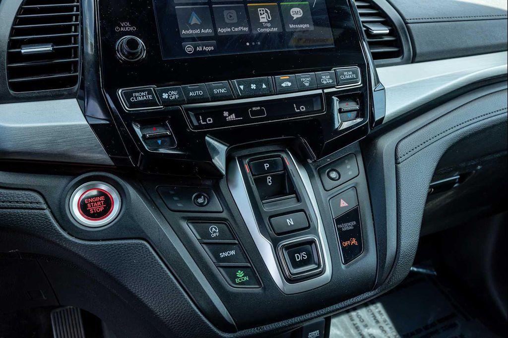 used 2024 Honda Odyssey car, priced at $34,450