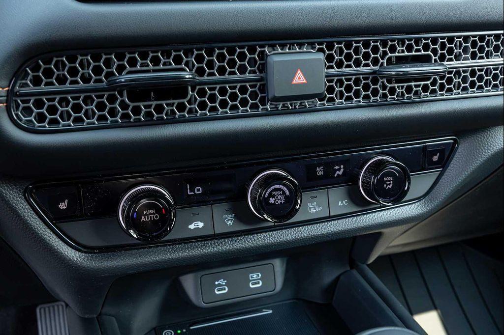 new 2026 Honda HR-V car, priced at $29,950