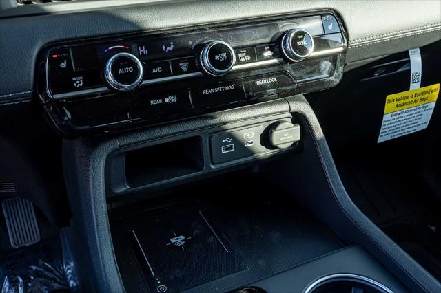 new 2025 Honda Pilot car, priced at $52,405