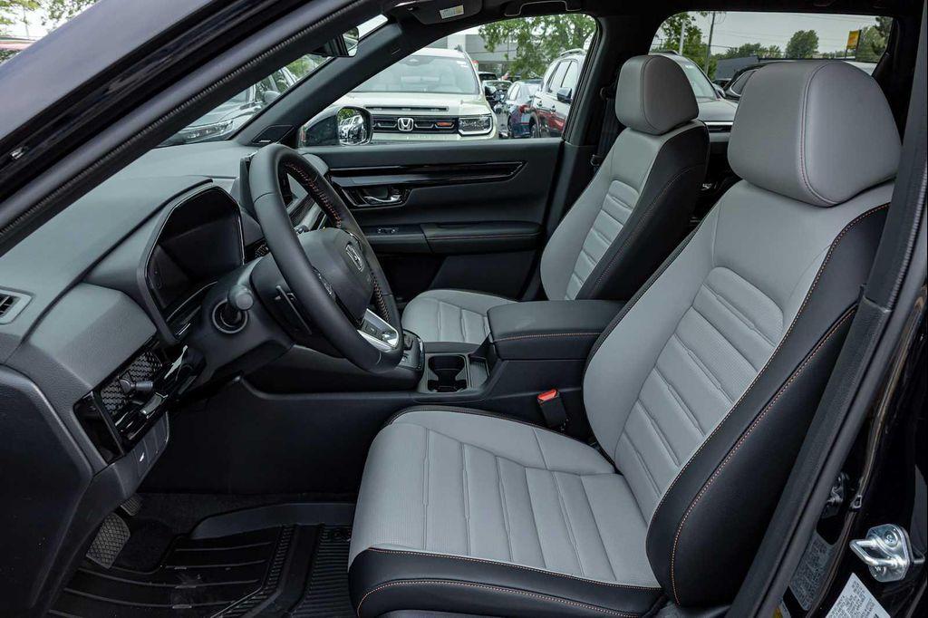 new 2026 Honda CR-V Hybrid car, priced at $43,700