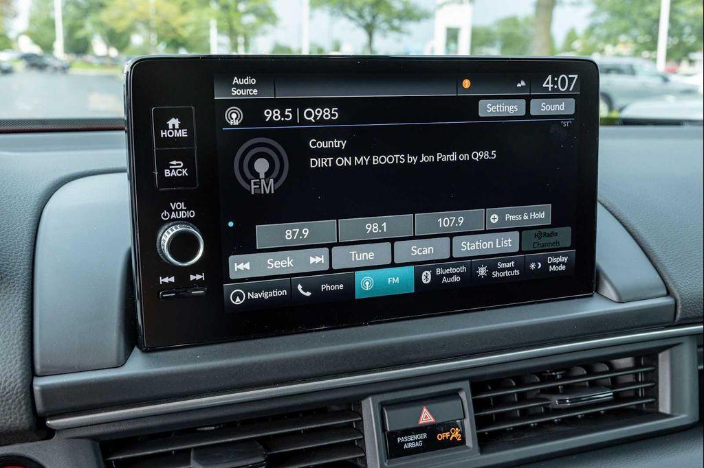 new 2025 Honda Pilot car, priced at $52,985