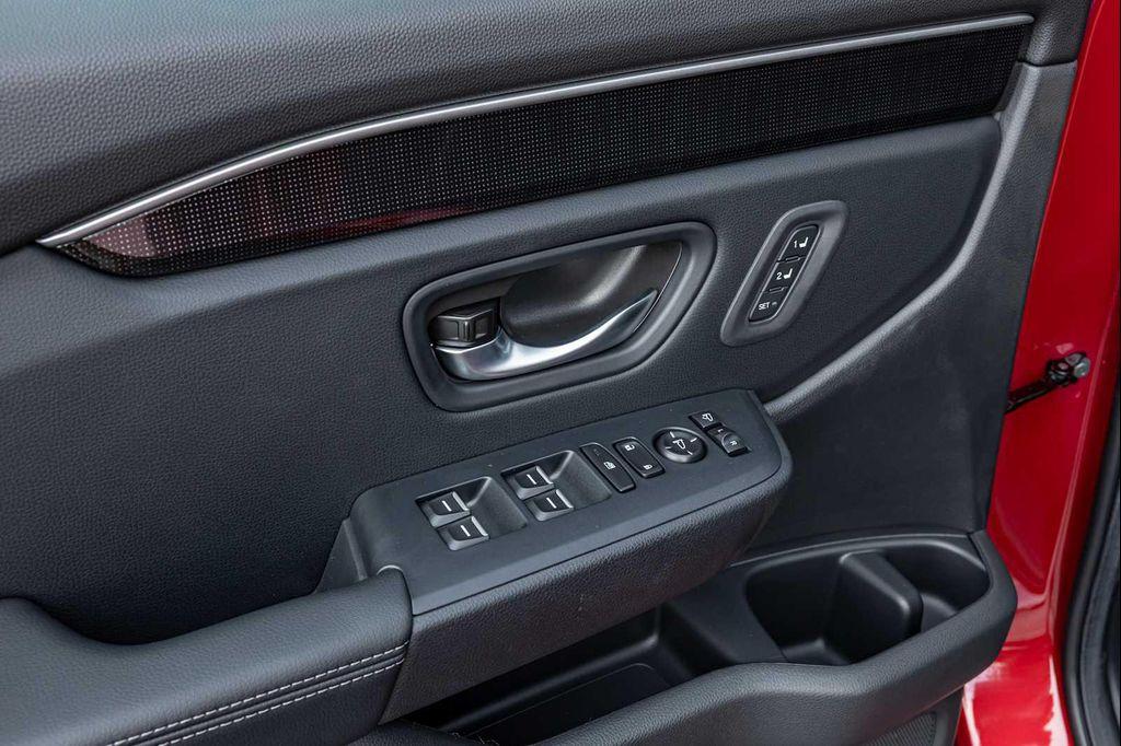 new 2025 Honda Pilot car, priced at $52,985