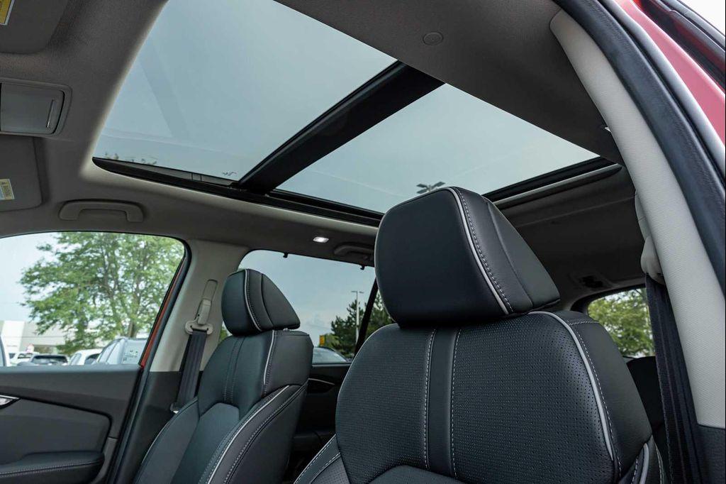 new 2025 Honda Pilot car, priced at $52,985