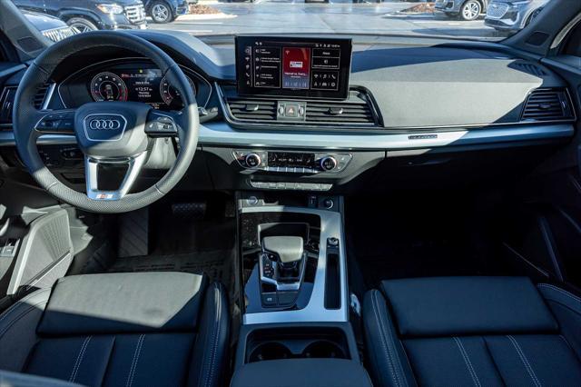 new 2025 Audi Q5 car, priced at $60,290