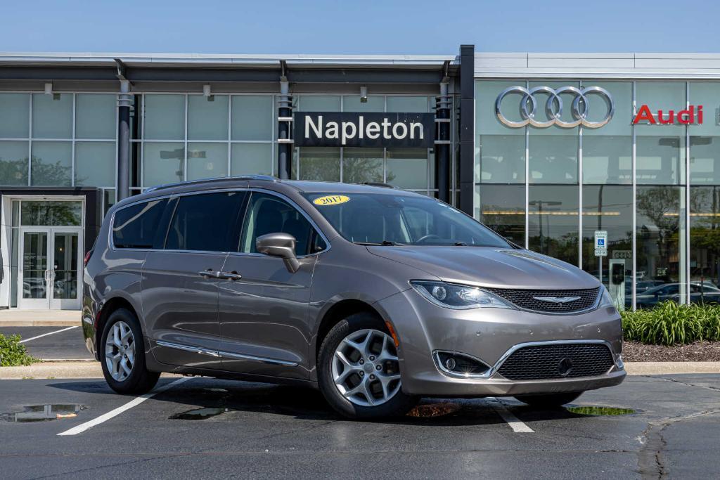 used 2017 Chrysler Pacifica car, priced at $18,500