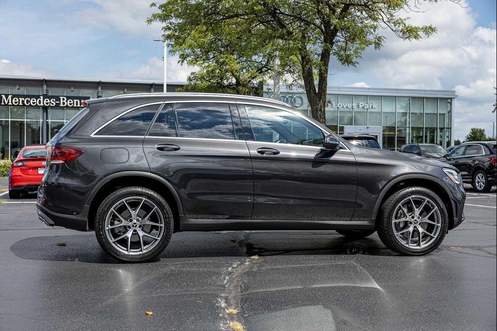 used 2022 Mercedes-Benz GLC 300 car, priced at $33,099