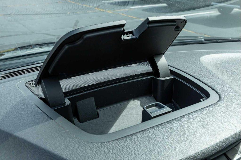 used 2017 Chevrolet Traverse car, priced at $9,899
