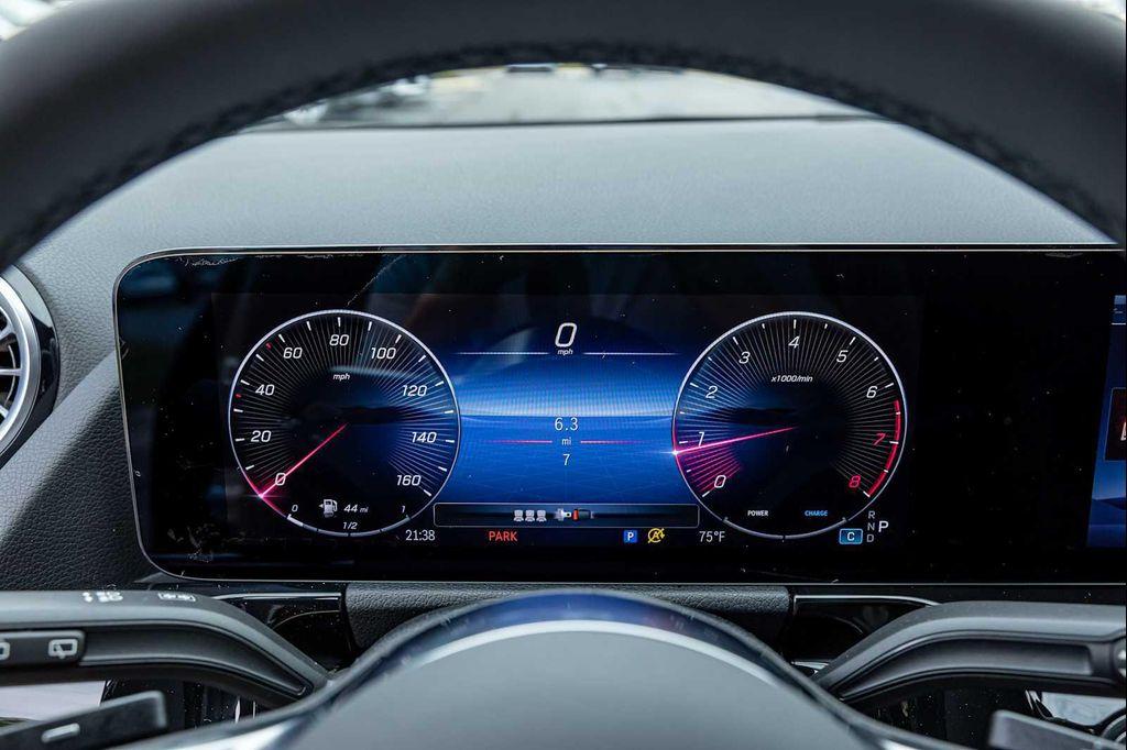 new 2026 Mercedes-Benz GLA 250 car, priced at $47,785