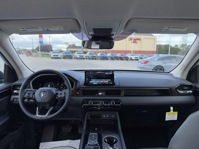 new 2025 Honda Pilot car, priced at $48,235