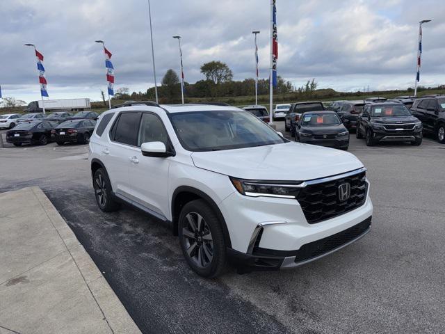 new 2025 Honda Pilot car, priced at $51,550