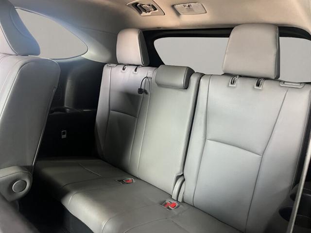 used 2021 Toyota Highlander car, priced at $28,979