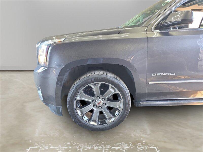 used 2017 GMC Yukon car, priced at $28,694