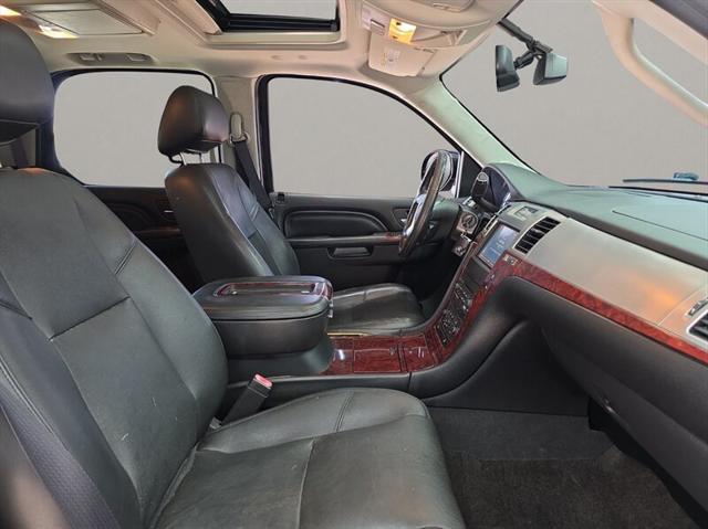 used 2014 Cadillac Escalade car, priced at $22,456
