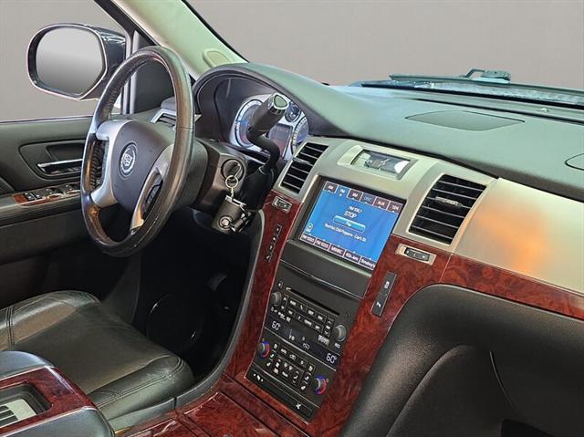 used 2014 Cadillac Escalade car, priced at $22,456