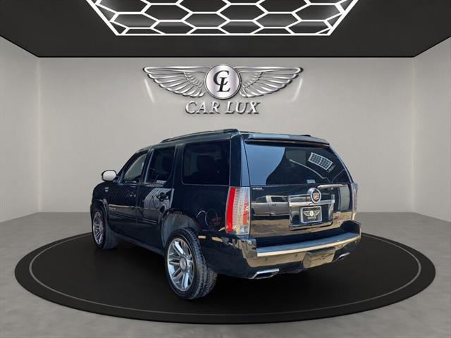 used 2014 Cadillac Escalade car, priced at $22,456
