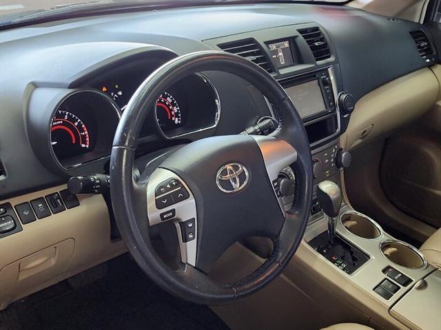 used 2013 Toyota Highlander car, priced at $15,179
