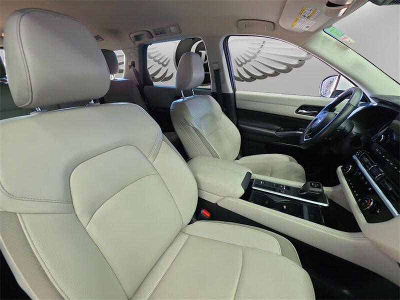 used 2024 Nissan Pathfinder car, priced at $28,993
