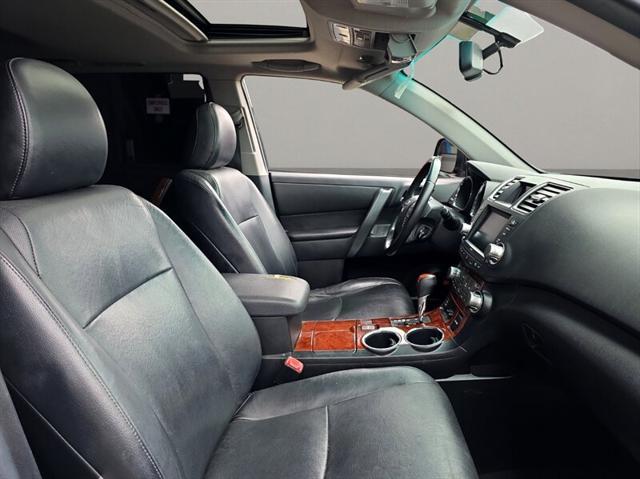 used 2012 Toyota Highlander car, priced at $14,455