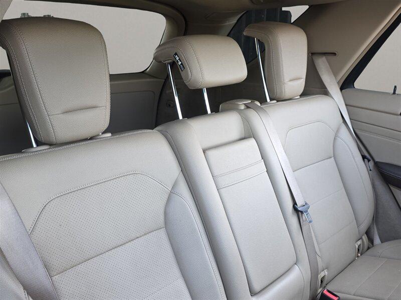 used 2015 Mercedes-Benz M-Class car, priced at $14,997