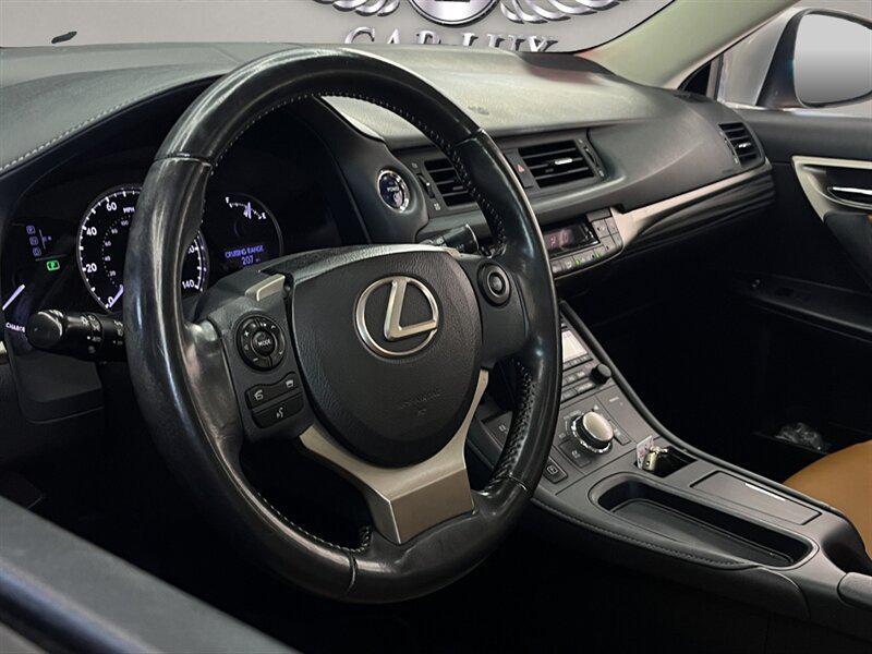 used 2014 Lexus CT 200h car, priced at $11,997