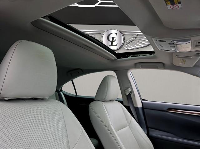 used 2013 Lexus ES 350 car, priced at $16,455