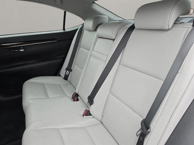 used 2013 Lexus ES 350 car, priced at $16,455