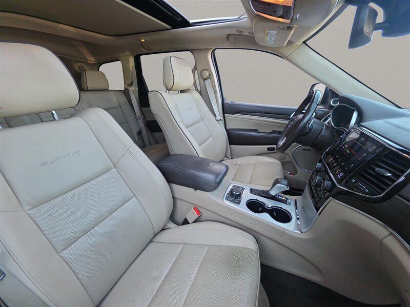 used 2020 Jeep Grand Cherokee car, priced at $25,798