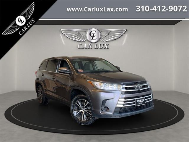 used 2019 Toyota Highlander car, priced at $21,150