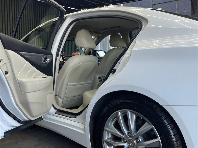 used 2015 INFINITI Q50 Hybrid car, priced at $14,792