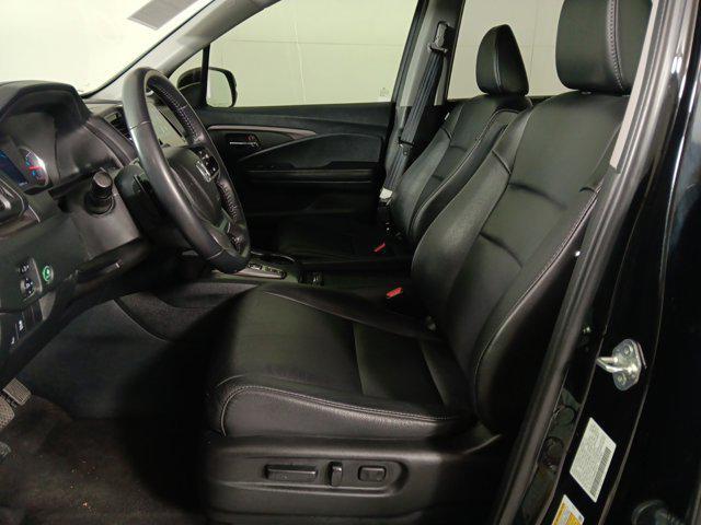 used 2022 Honda Pilot car, priced at $29,999