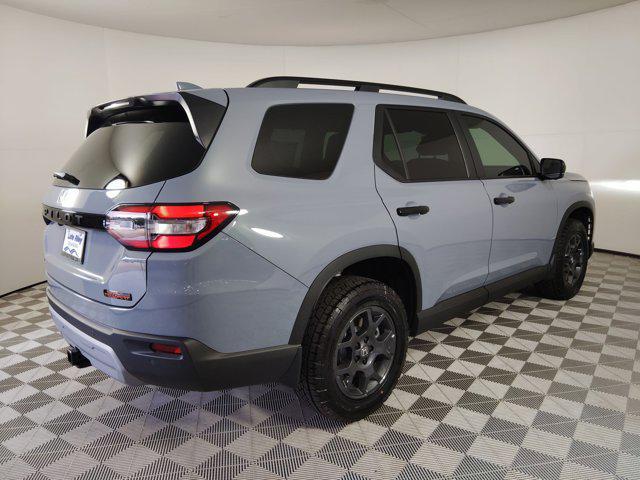 new 2025 Honda Pilot car, priced at $48,721
