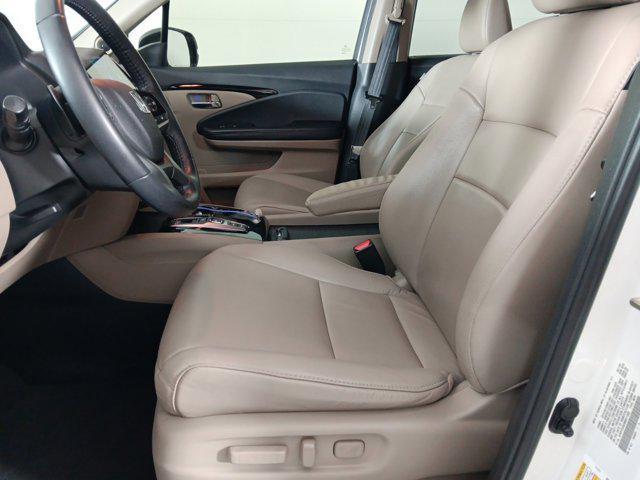 used 2021 Honda Pilot car, priced at $27,998