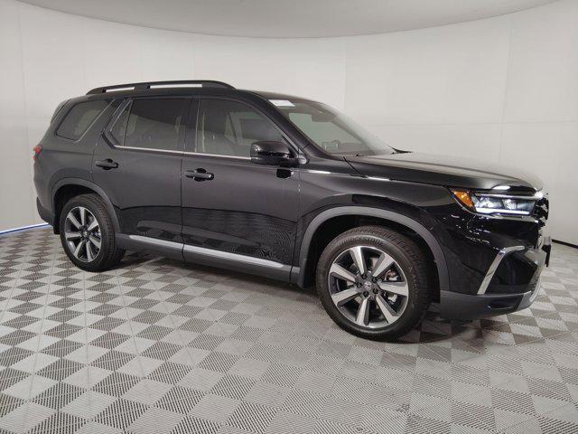 new 2025 Honda Pilot car, priced at $47,381