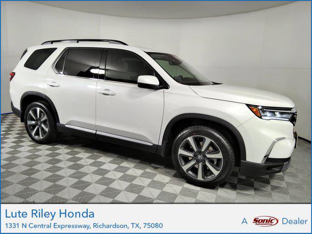 new 2025 Honda Pilot car, priced at $49,341